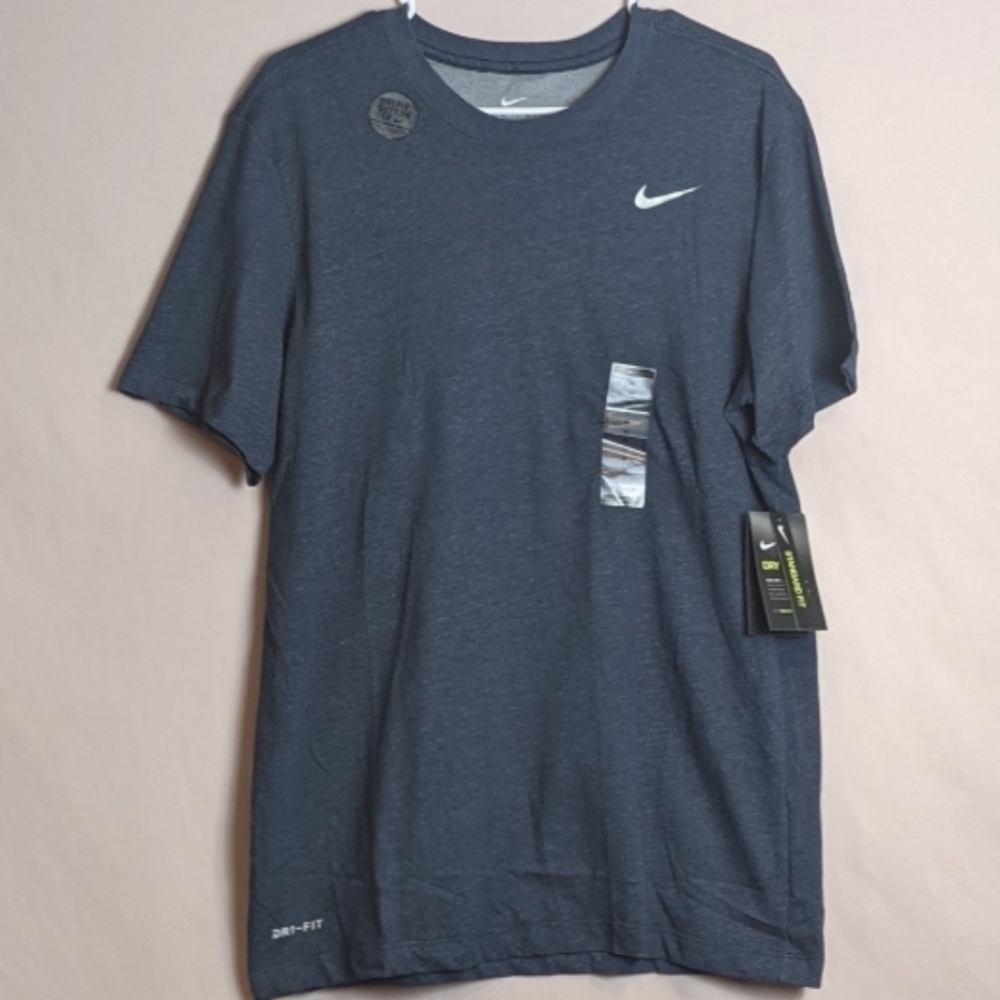 Nike Dri-Fit Winter Solid Blue Short Sleeve Crew Neck Tee size Medium